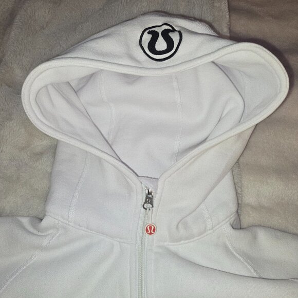 White vintage lululemon scuba hoodie - Picture 2 of 3